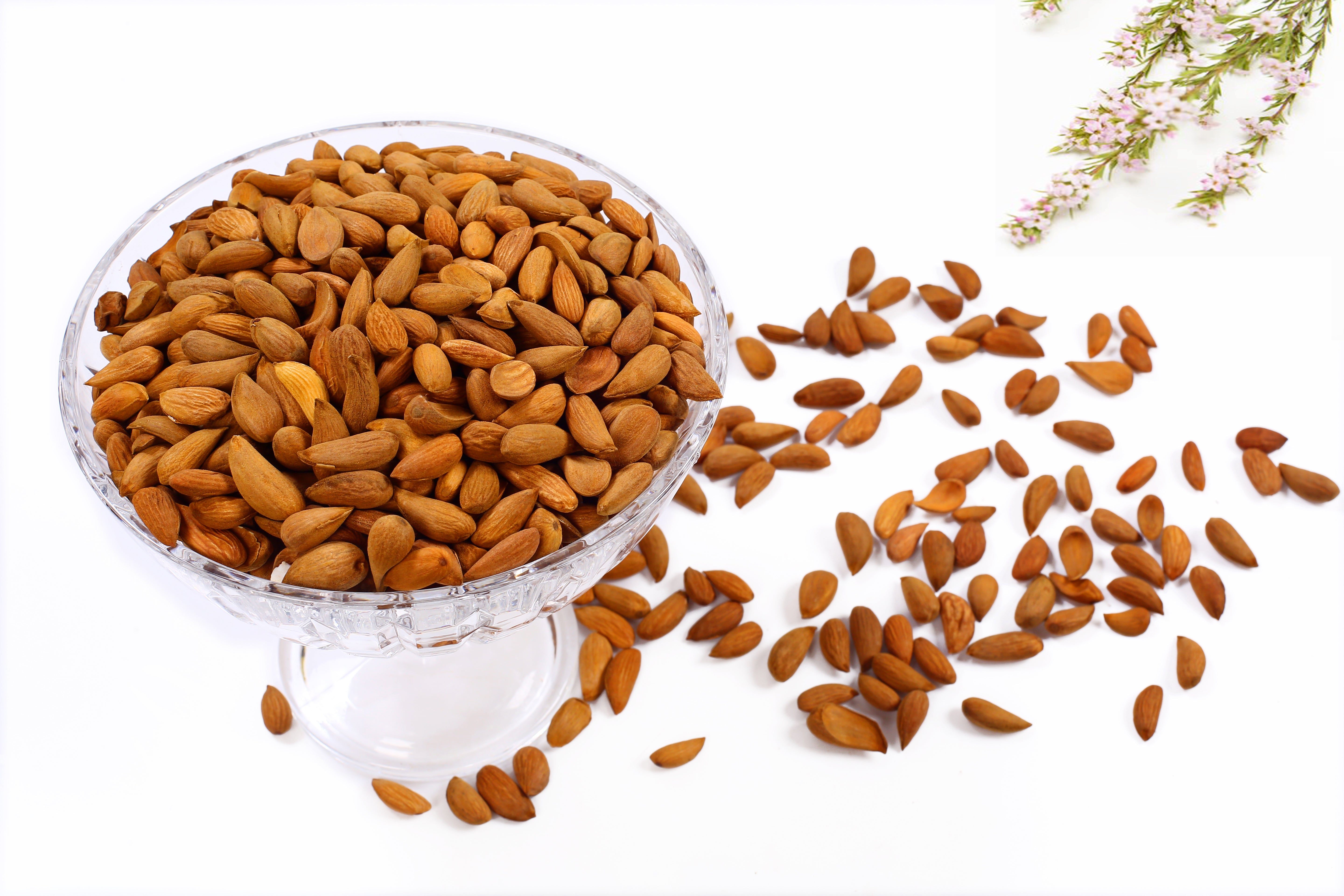 Badam Rusk AFGANI Mamra Badam (Standard) Heirloom Badam – Swaad Ambarsar De