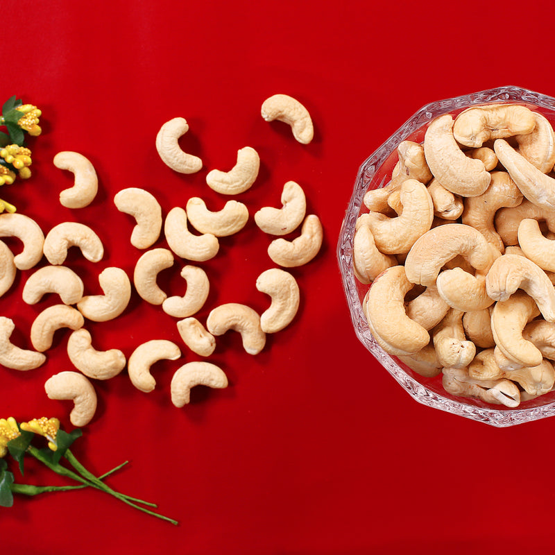 Organic Jumbo Kaju (extra white)